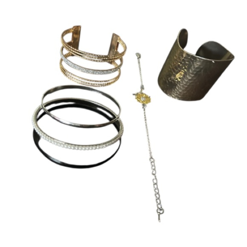 Elegant Bracelet Bundle 🌻💫 - Picture 2 of 7